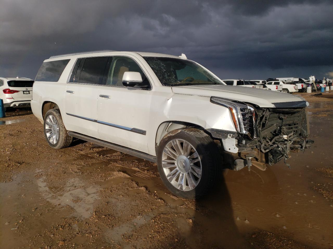 VIN 1GYS4KKJ3GR413917 2016 CADILLAC ESCALADE no.4