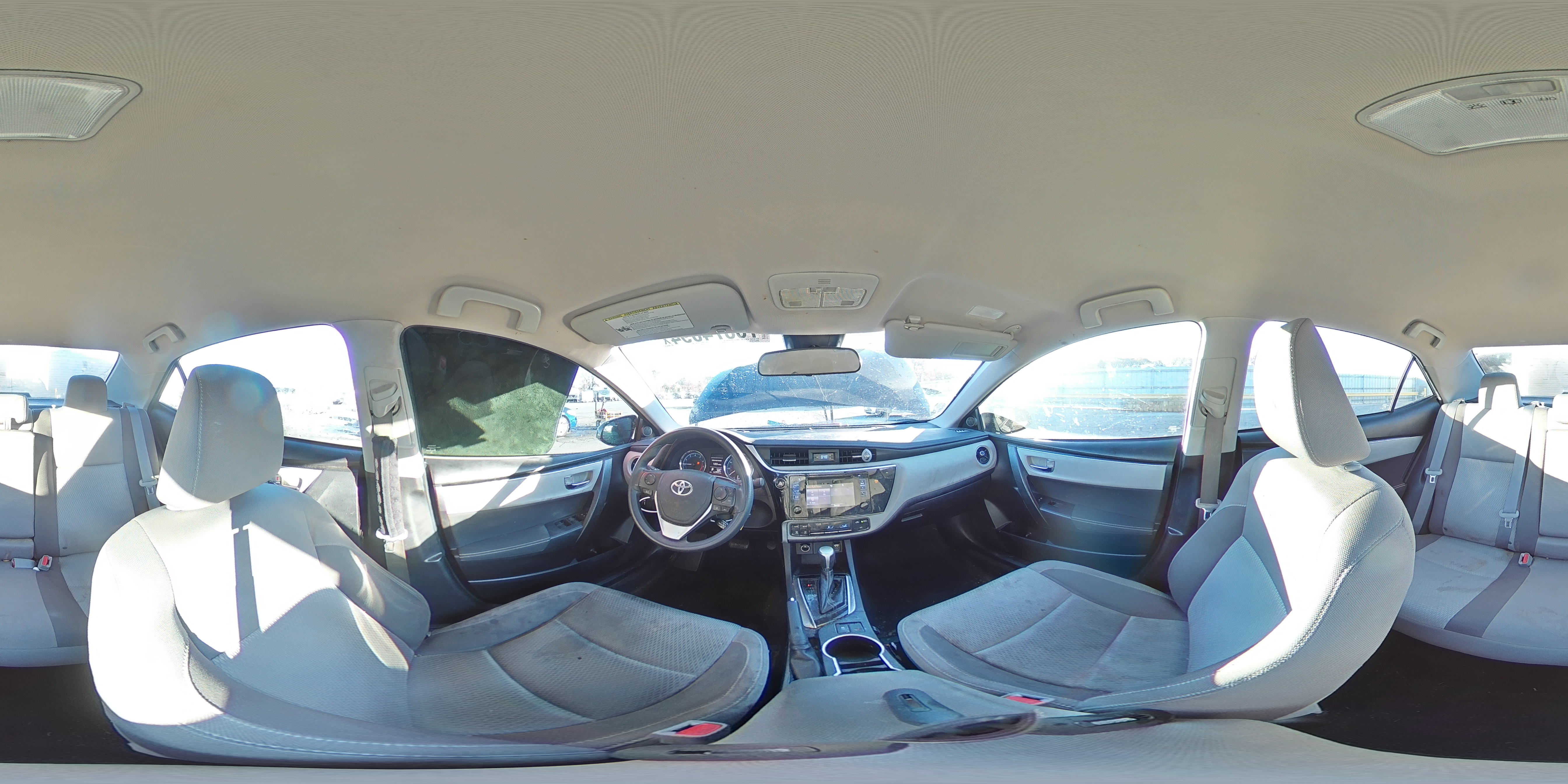 2018 Toyota Corolla - Image 14
