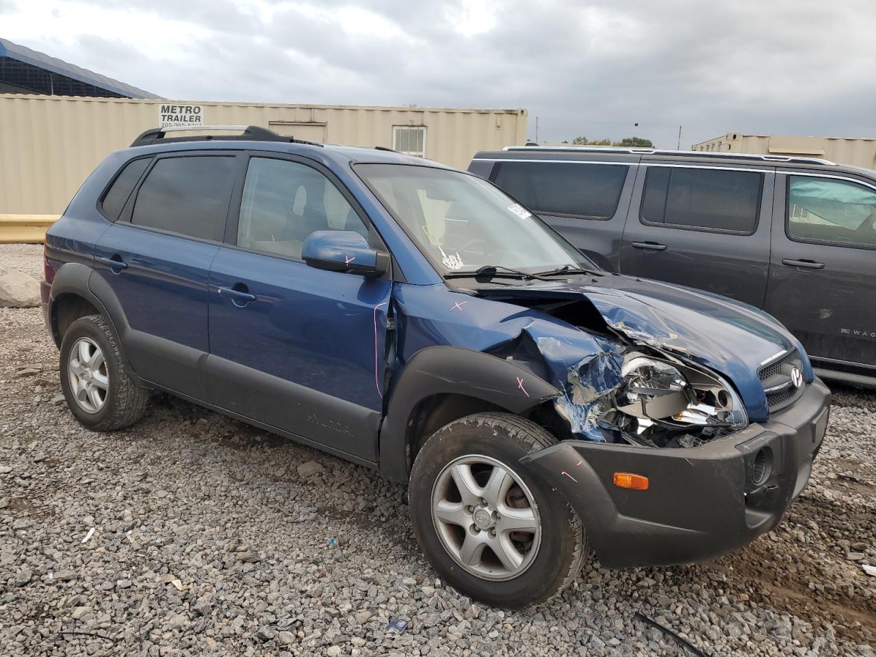 2005 Hyundai Tucson - Image 4
