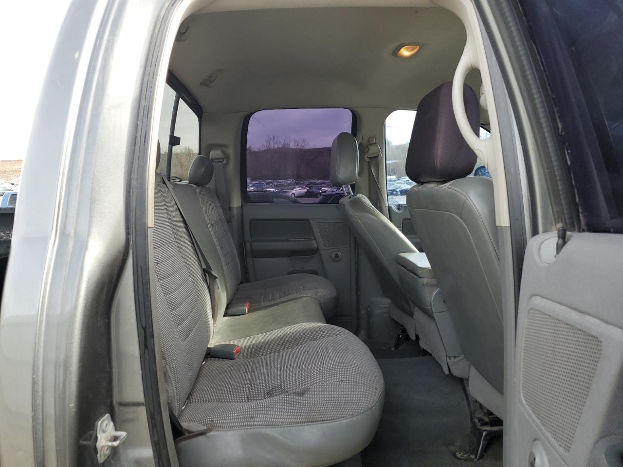 2008 Dodge RAM - Image 10