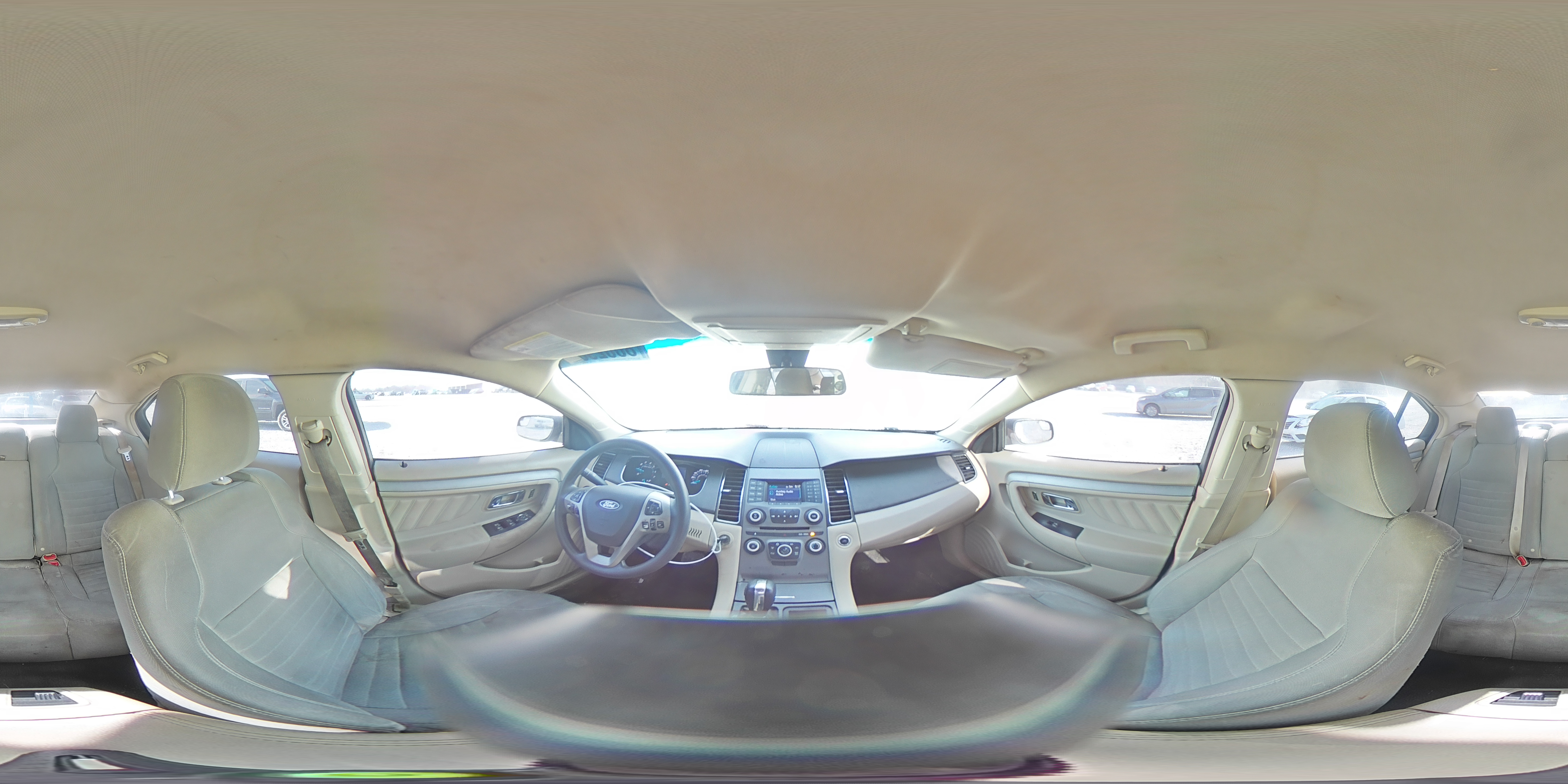2013 Ford Taurus - Image 12