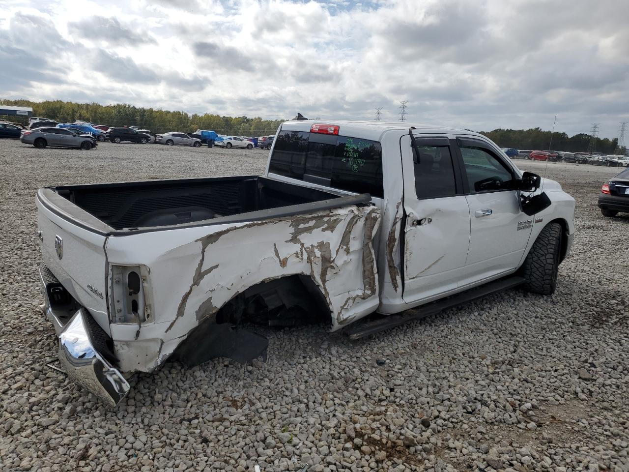 2017 RAM 1500 - Image 3