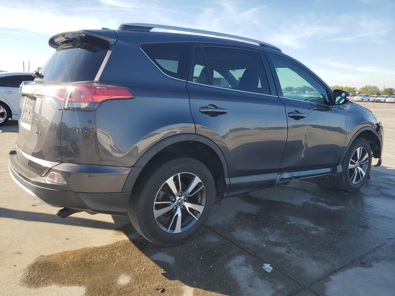 VIN 2T3WFREV5GW271241 2016 TOYOTA RAV4 no.3