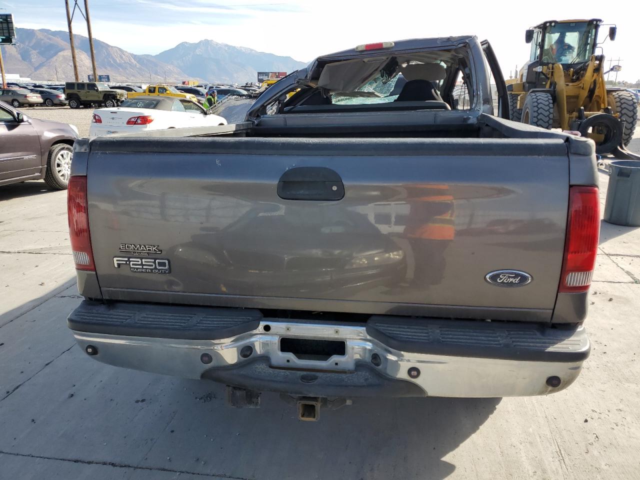 2003 Ford F250 - Image 6