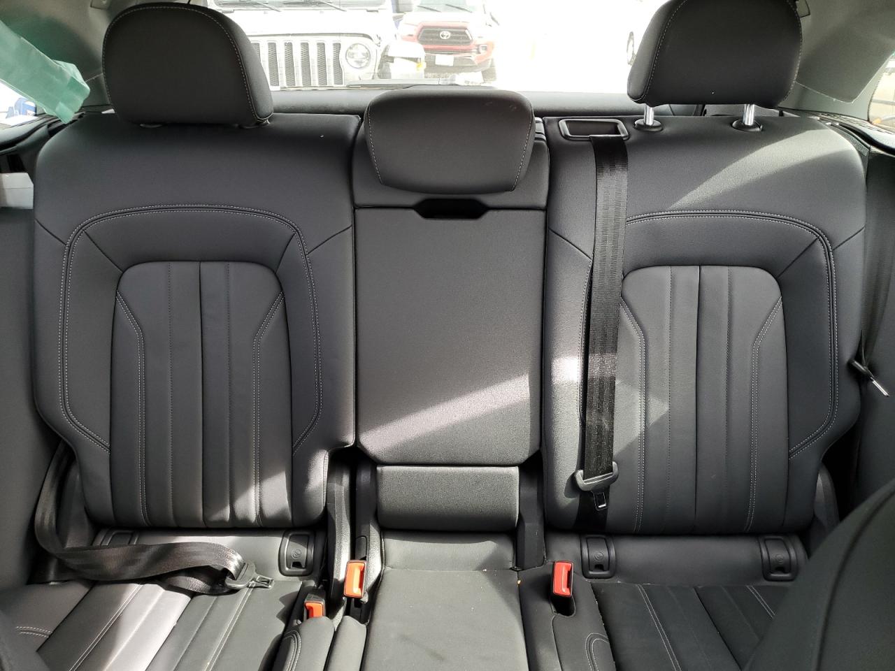 2023 Audi Q5 - Image 10