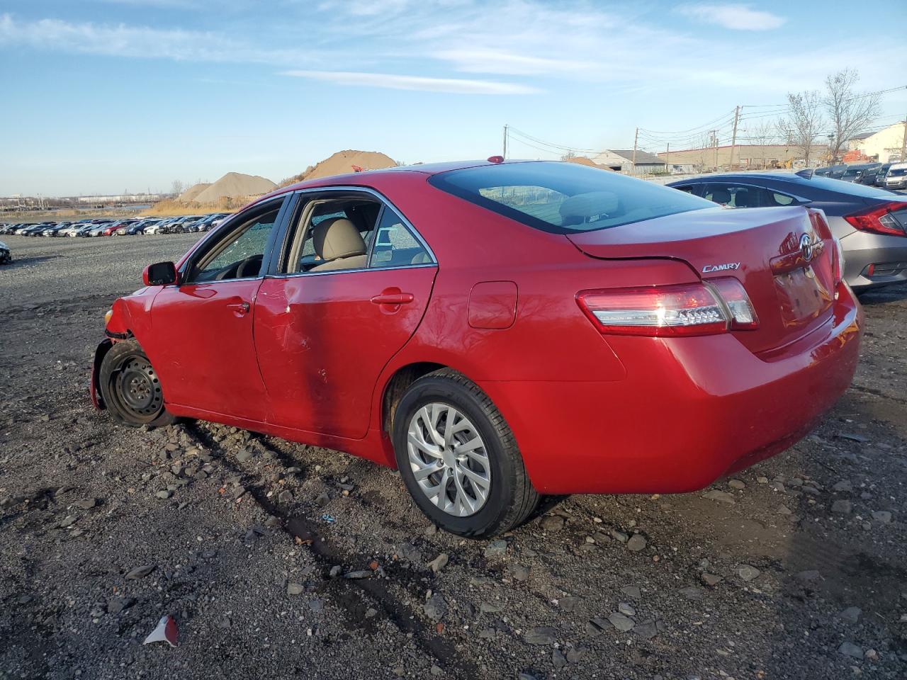 2011 Toyota Camry - Image 2