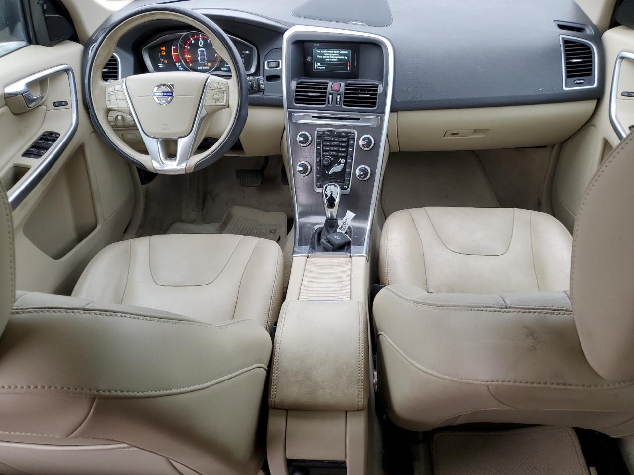 2016 Volvo XC60 - Image 8