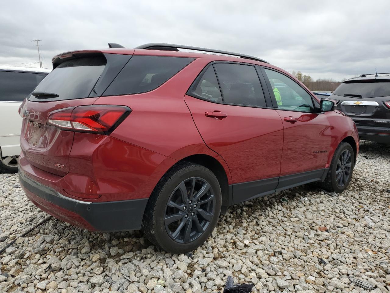 2022 Chevrolet Equinox - Image 3
