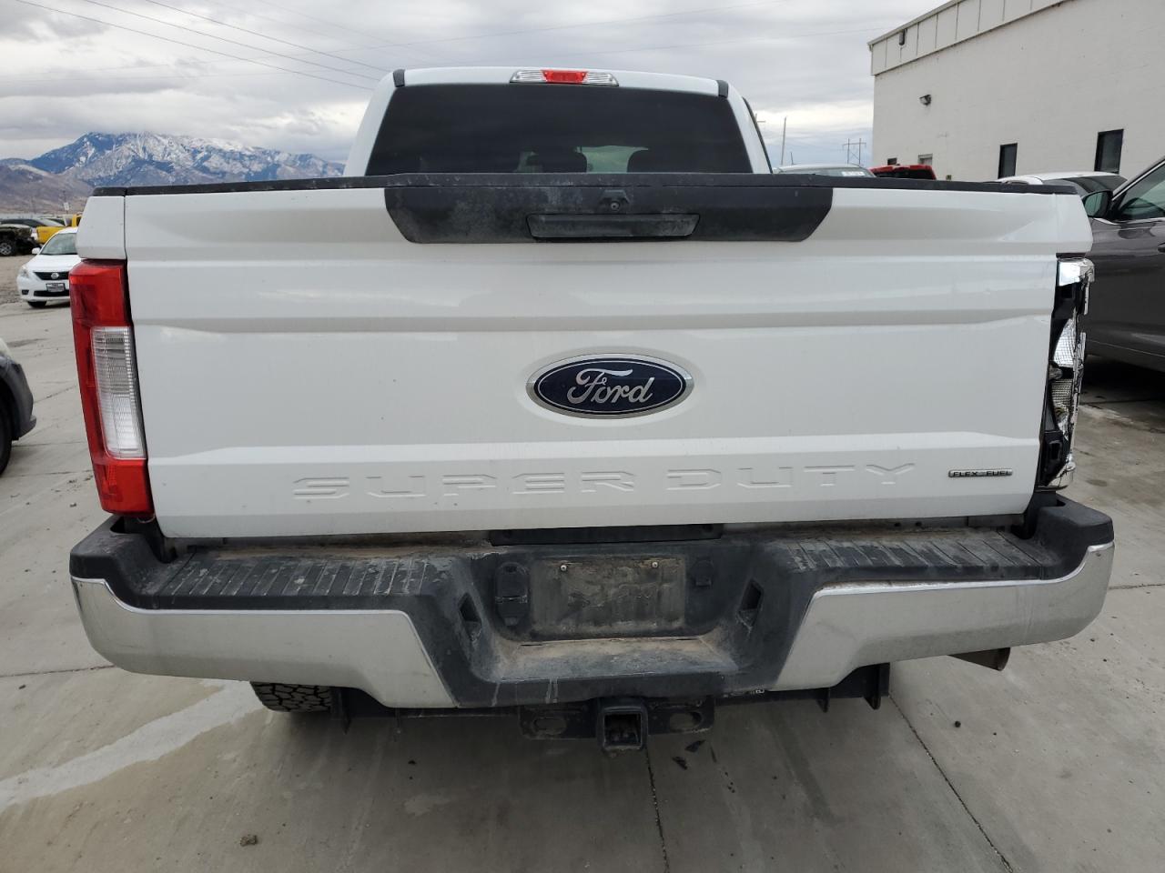 2018 Ford F250 Super Duty VIN: 1FT7W2B63JEB72716 Lot: 79324534