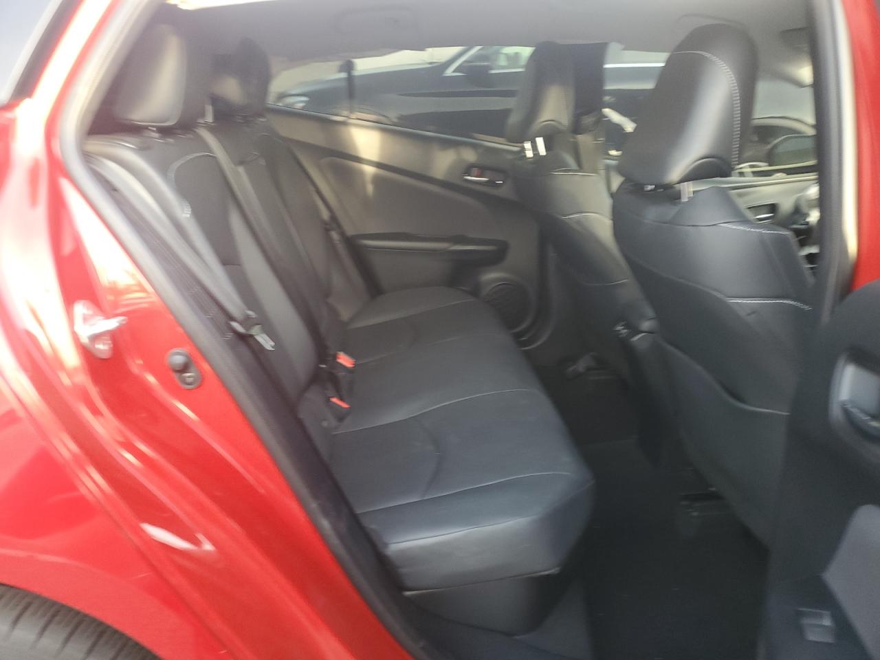 2022 Toyota Prius - Image 10