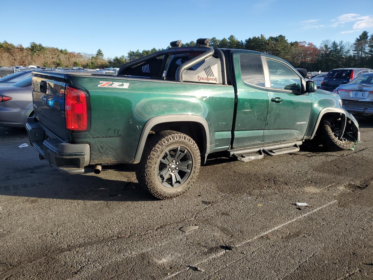 2016 Chevrolet Colorado - Image 3