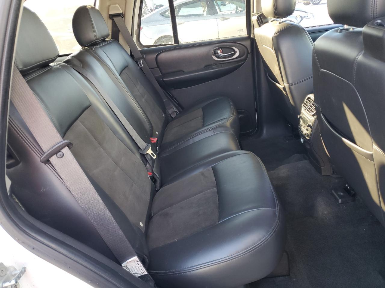 2007 Chevrolet TrailBlazer - Image 11