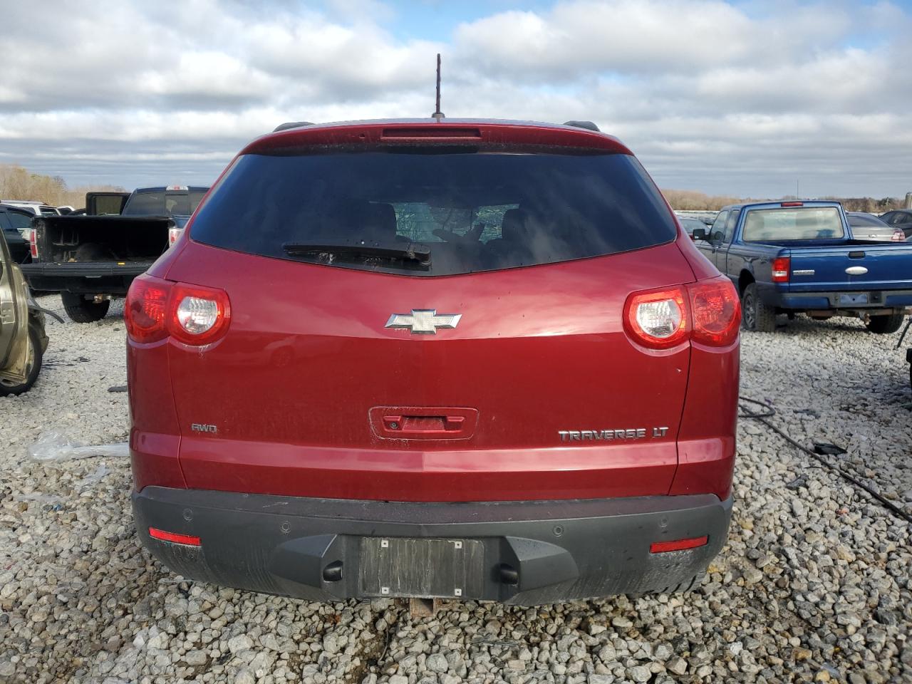 2012 Chevrolet Traverse - Image 6