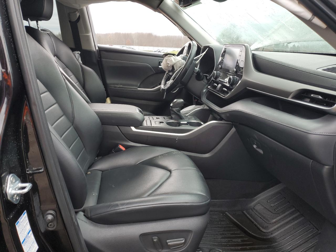 2021 Toyota Highlander - Image 7