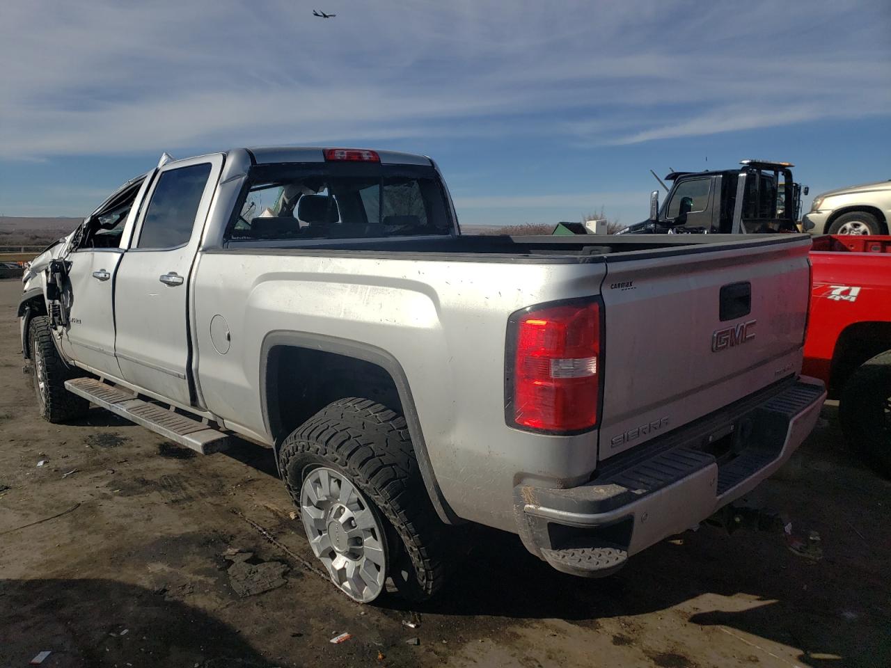 2019 GMC Sierra - Image 2