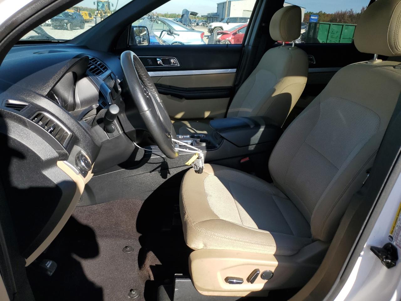2016 Ford Explorer - Image 7