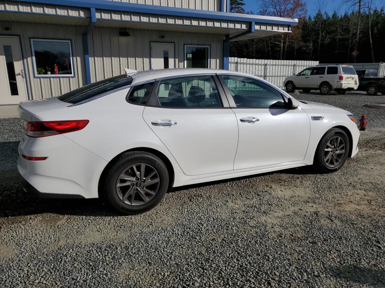 VIN 5XXGT4L38KG348519 2019 KIA OPTIMA no.3