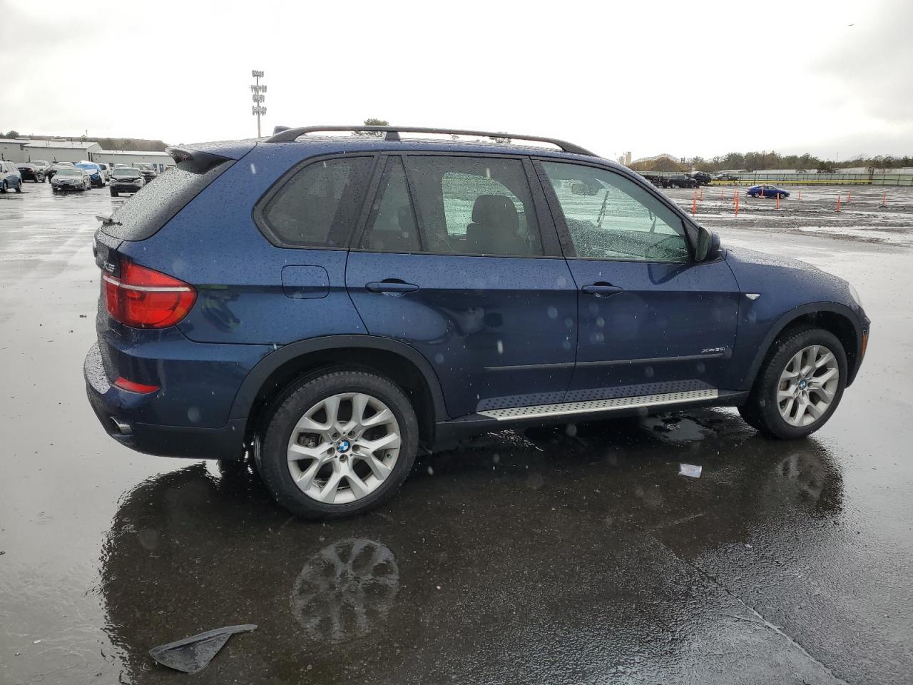 VIN 5UXZV4C52D0B13303 2013 BMW X5 no.3