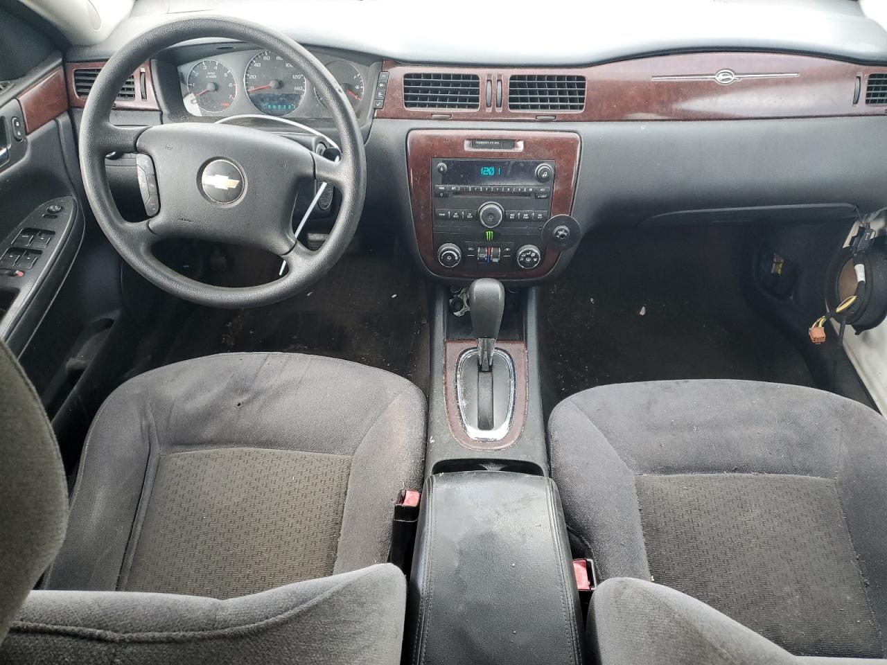 2009 Chevrolet Impala - Image 8