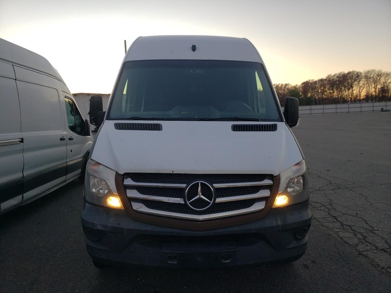 VIN WD3PE8DC2FP147546 2015 MERCEDES-BENZ SPRINTER no.5