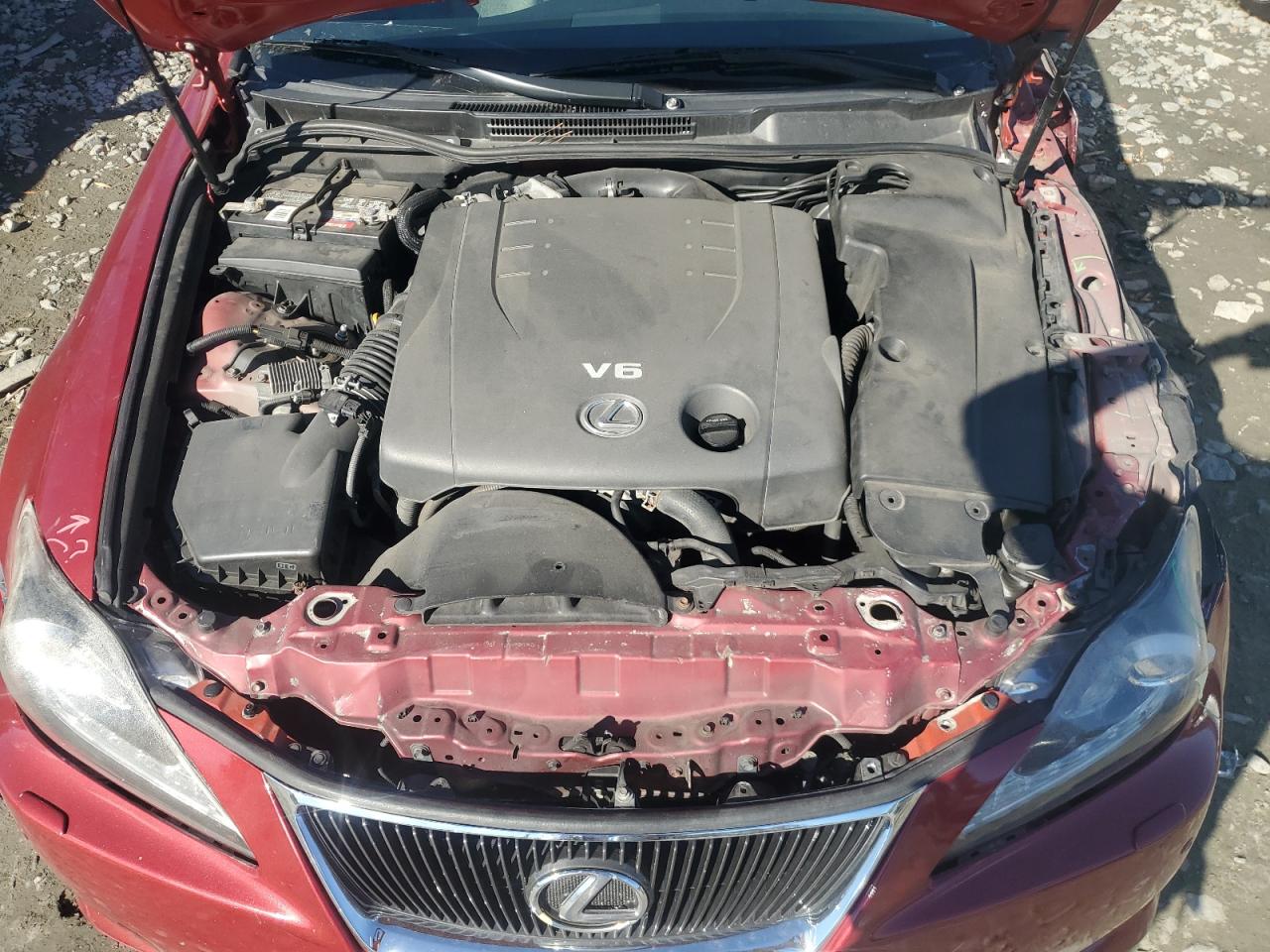 2012 Lexus IS - Image 11