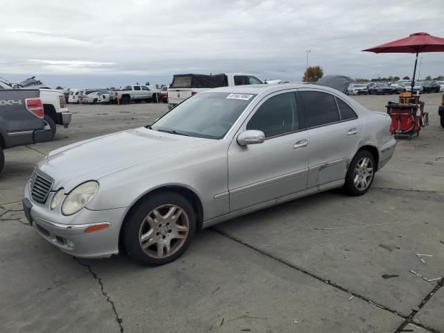 2004 Mercedes-Benz E 320