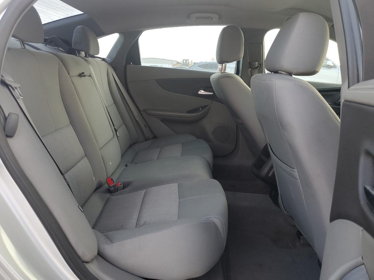 2014 Chevrolet Impala - Image 10