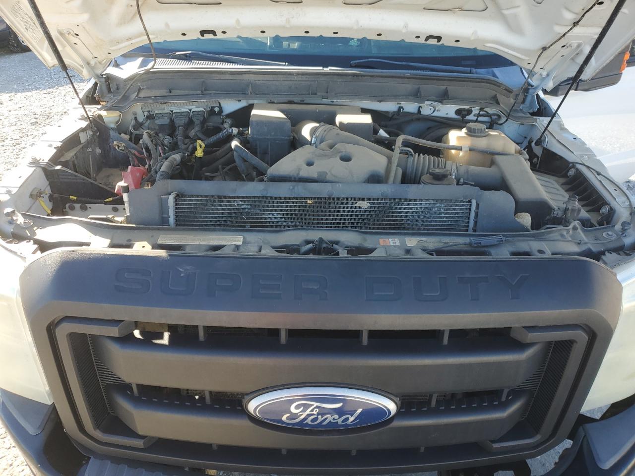 2011 Ford F250 - Image 11