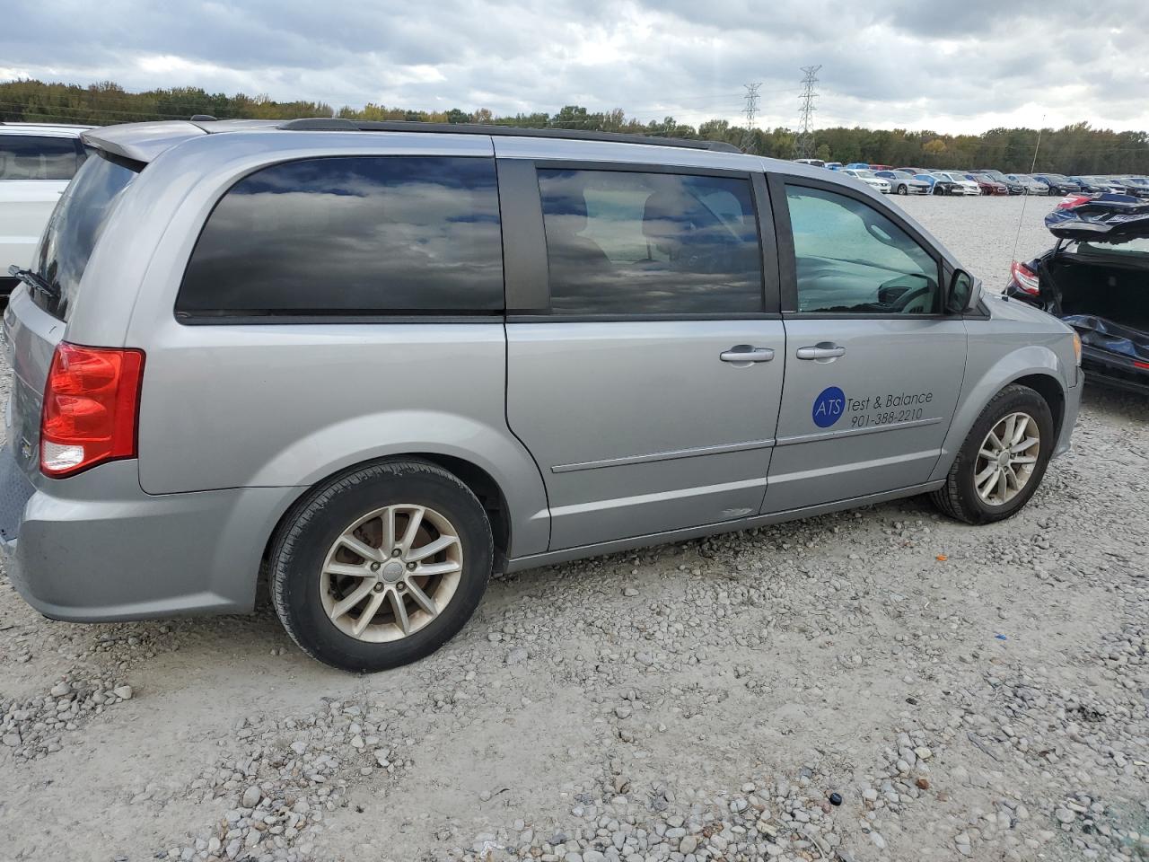 2016 Dodge Caravan - Image 3