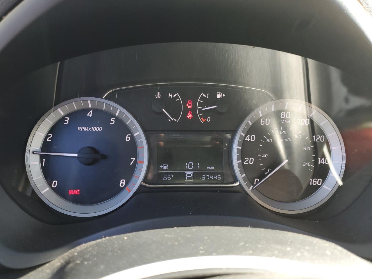 2015 Nissan Sentra - Image 9