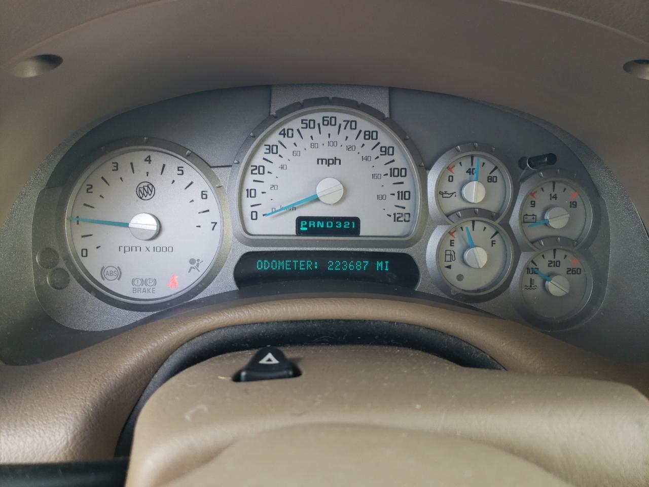 2004 Buick Rainer - Image 9