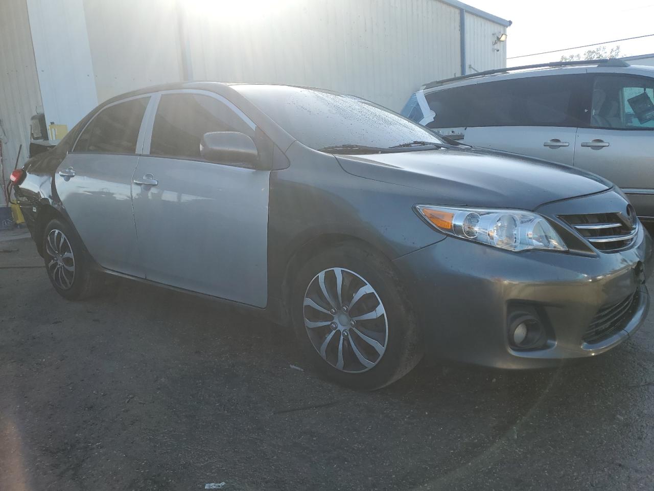 VIN 5YFBU4EE4DP165988 2013 TOYOTA COROLLA no.4