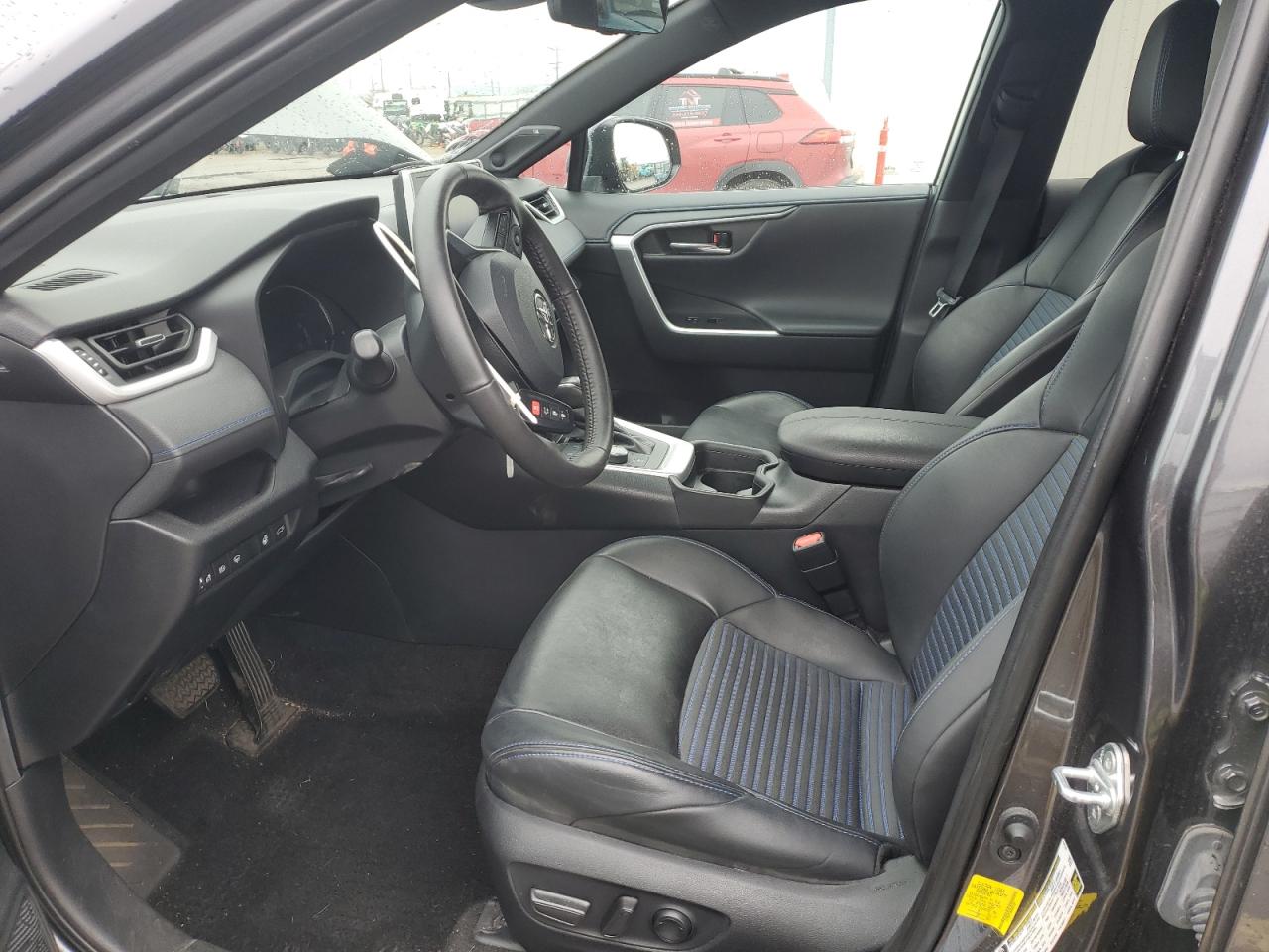 2021 Toyota RAV 4 - Image 7