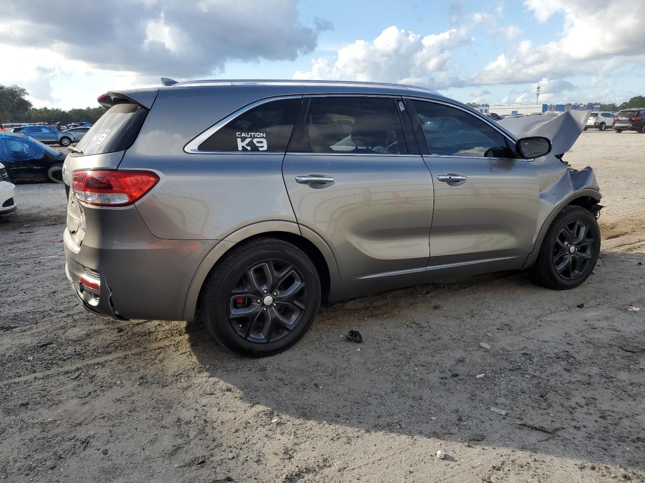 2016 Kia Sorento - Image 3