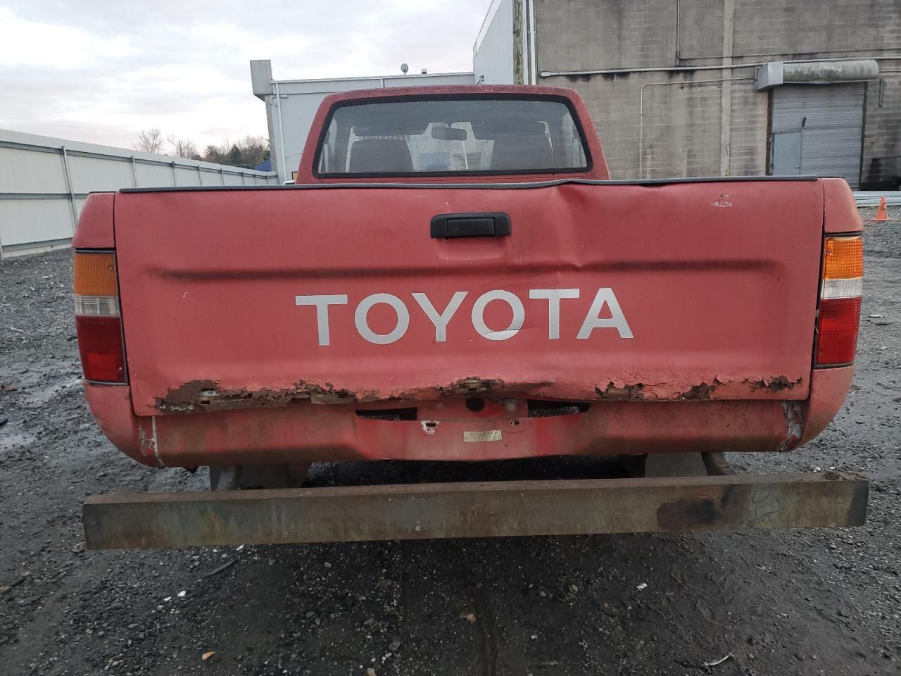 1990 Toyota Pickup 1/2 Ton Short Wheelbase VIN: JT4RN81R7L5063169 Lot: 79919134