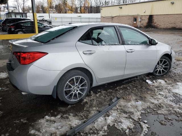  TOYOTA COROLLA 2017 Silver