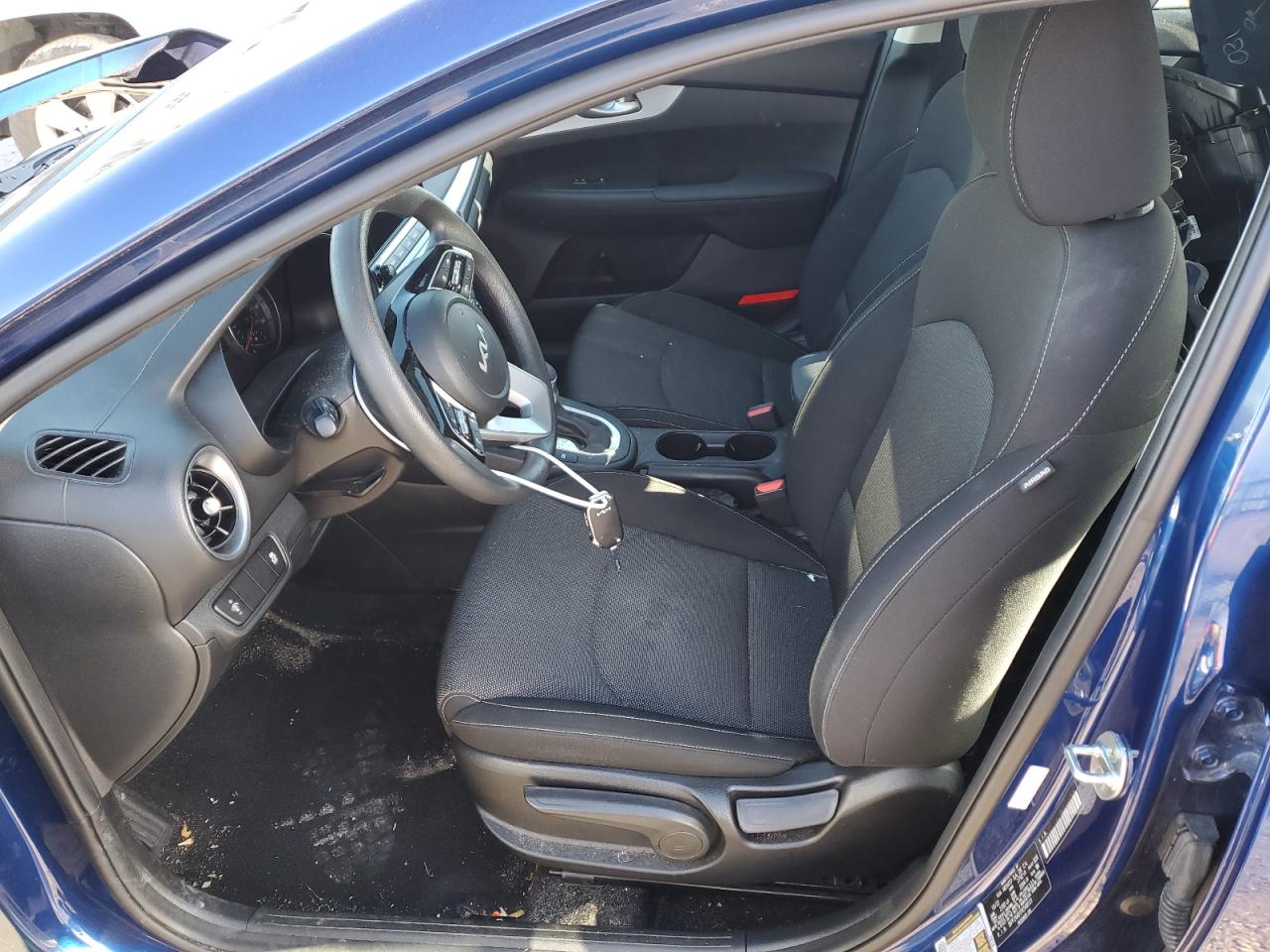 2023 Kia Forte - Image 7