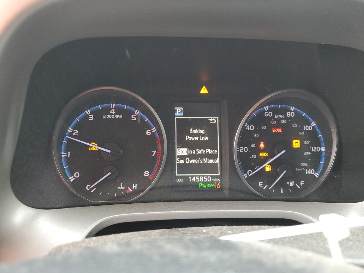 2018 Toyota RAV 4 - Image 9