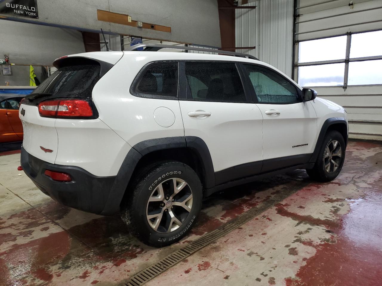 2016 Jeep Cherokee - Image 3