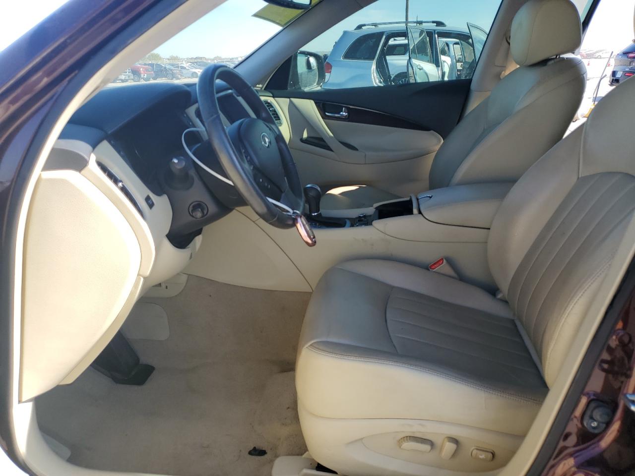 2016 Infiniti QX50 - Image 7