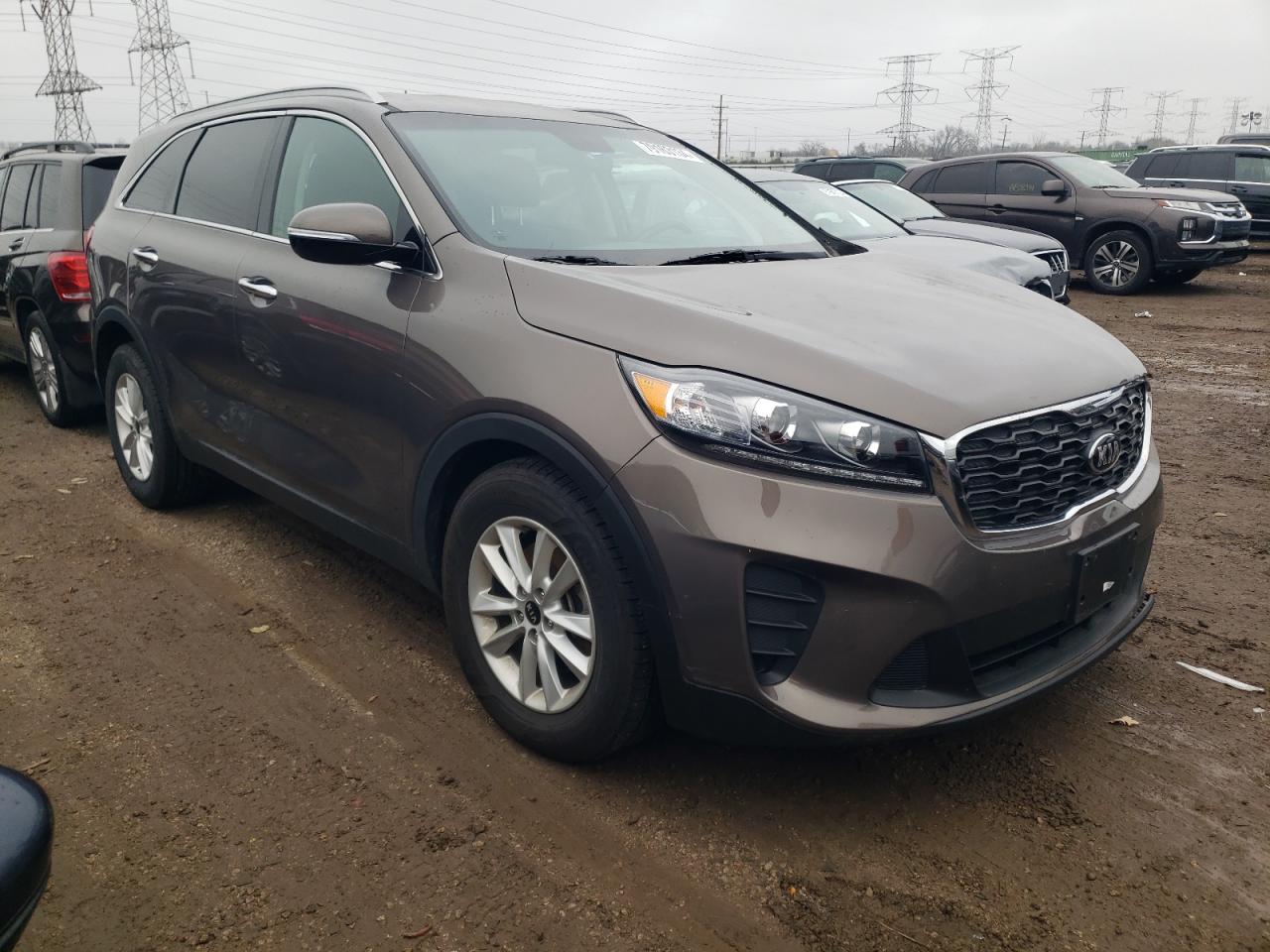 2019 Kia Sorento L VIN: 5XYPG4A34KG567982 Lot: 79163134