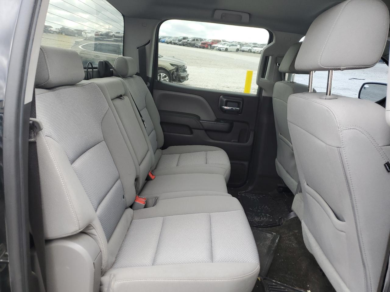 2018 Chevrolet Silverado - Image 10