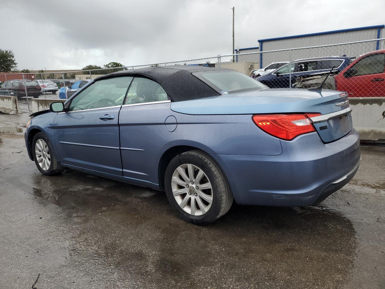 2011 Chrysler 200 Touring VIN: 1C3BC2EG5BN617387 Lot: 79390614