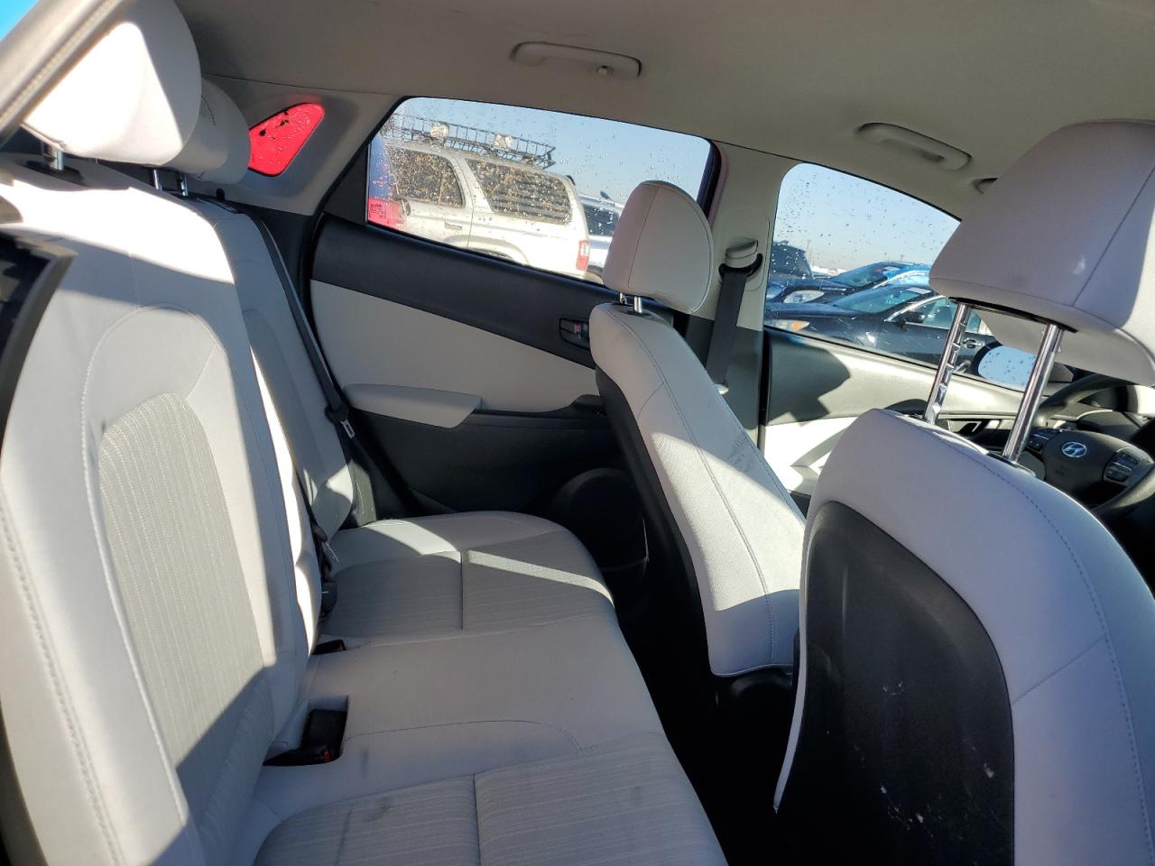 2022 Hyundai Kona - Image 10