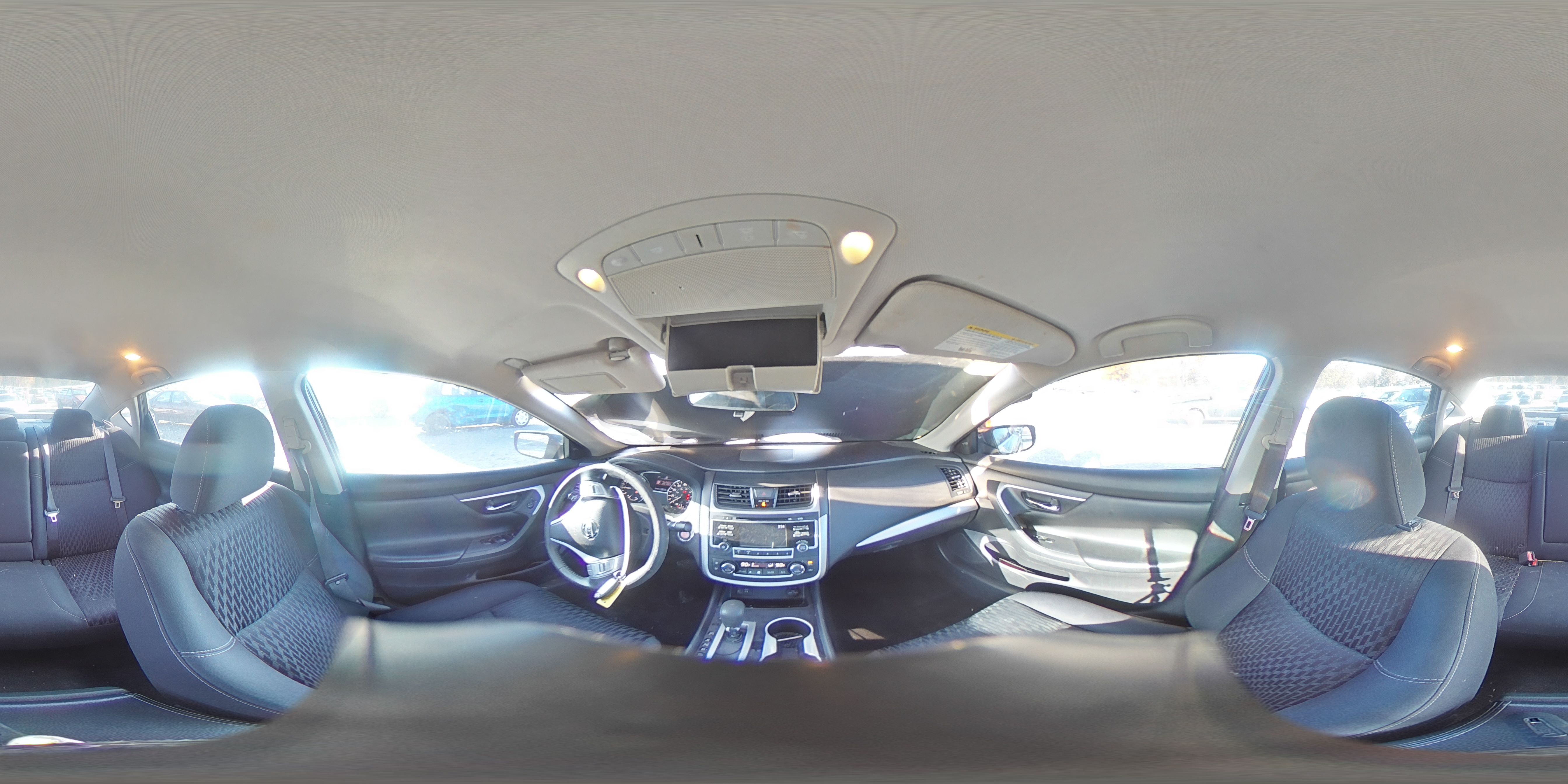 2017 Nissan Altima - Image 13