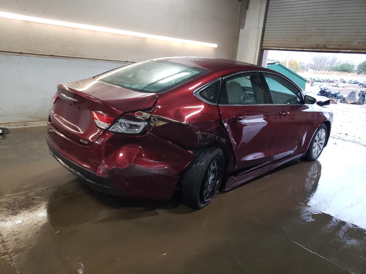 2015 Chrysler 200 - Image 3