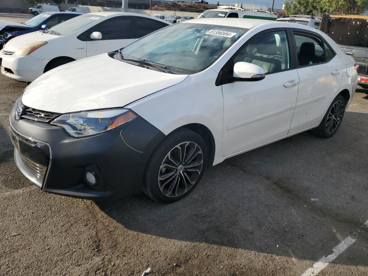 VIN 5YFBURHE2GP400384 2016 TOYOTA COROLLA no.1