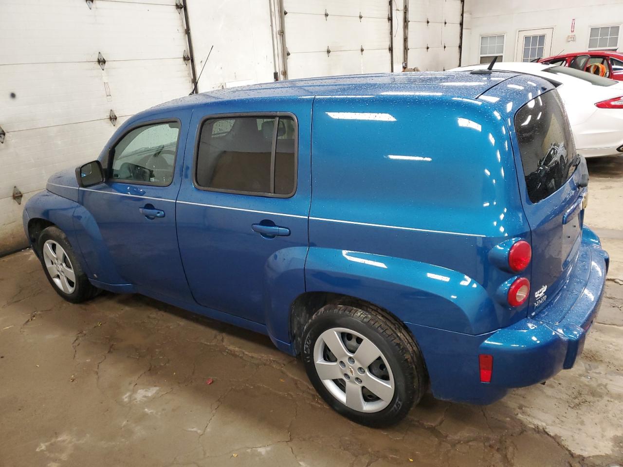 2009 Chevrolet HHR - Image 2