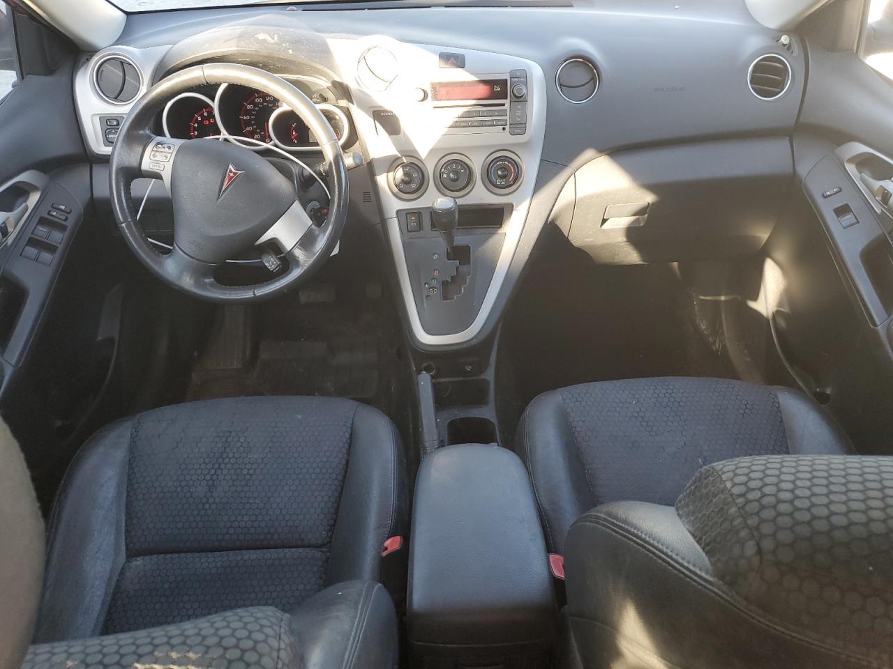 2009 Pontiac Vibe - Image 8