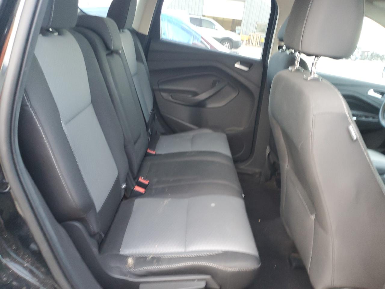2017 Ford Escape - Image 11